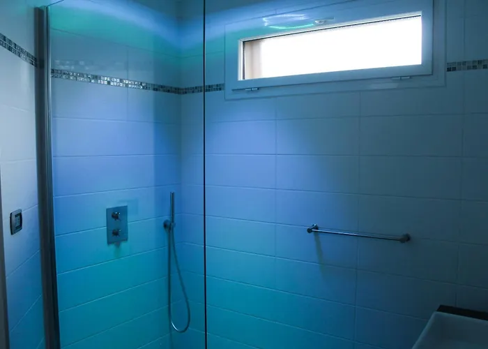 Holiday home Le Clos Des Cigognes - Architect-designed House Near Omaha Trevieres