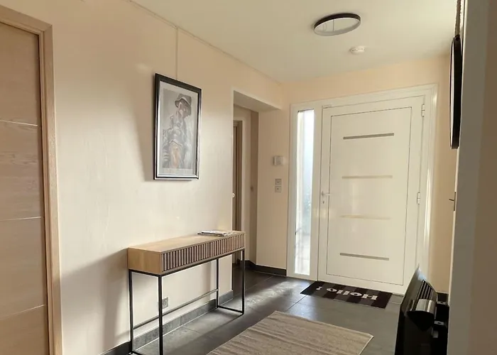 Holiday home Le Clos Des Cigognes - Architect-designed House Near Omaha Trevieres